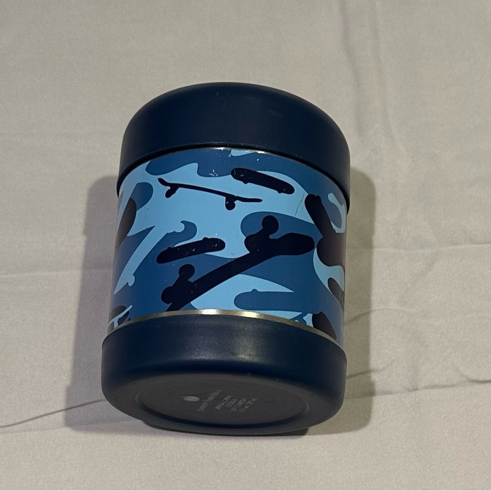 Pottery barn kids blue camouflaged thermos